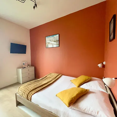 Madrid - Cocon Lumineux Avec Terrasse En Centre-ville I Renove 2026 *