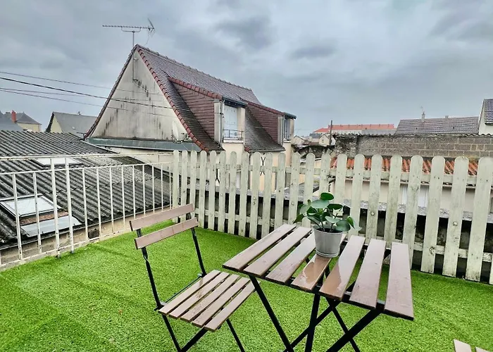 Madrid - Cocon Lumineux Avec Terrasse En Centre-ville I Renove 2026 Apartment Chatellerault