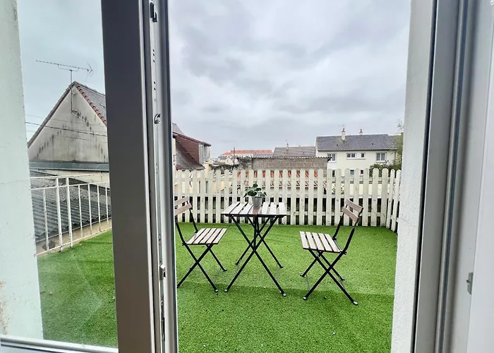 Madrid - Cocon Lumineux Avec Terrasse En Centre-ville I Renove 2026 Apartment Châtellerault