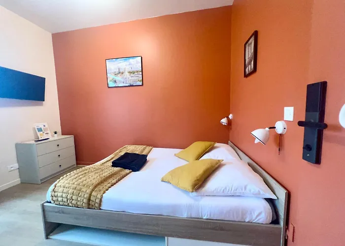 Apartment Madrid - Cocon Lumineux Avec Terrasse En Centre-ville I Renove 2026